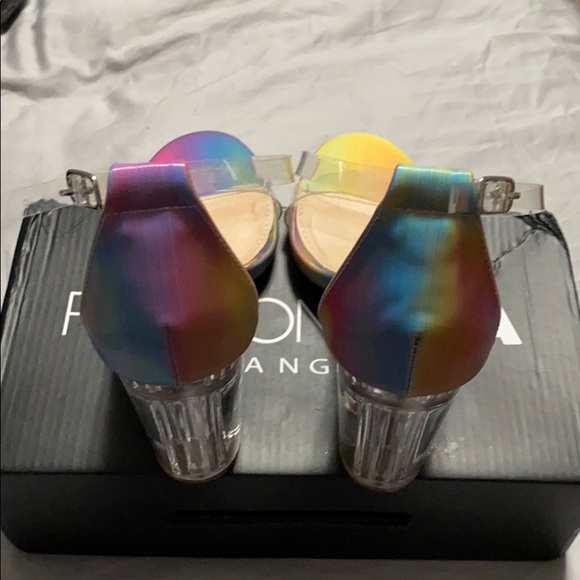 Heels - Picture 3 of 5